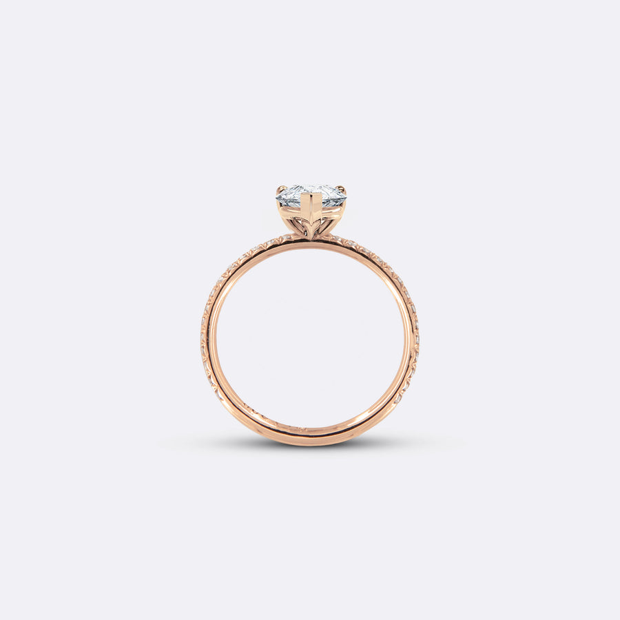 SOLITAIRE PAVÉ ring