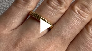 FLUTED PLAIN ring